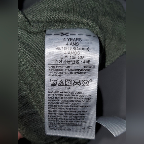 Baby Gap Camo 2 Piece - Picture 6 of 9